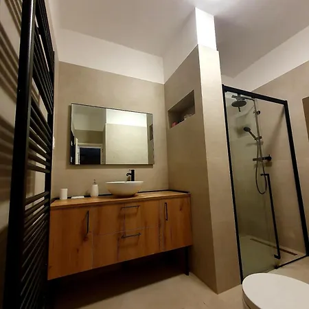Reas Peace - Luxury In Center * سبليت