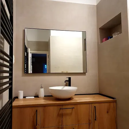 Reas Peace - Luxury In Center Апартаменти *